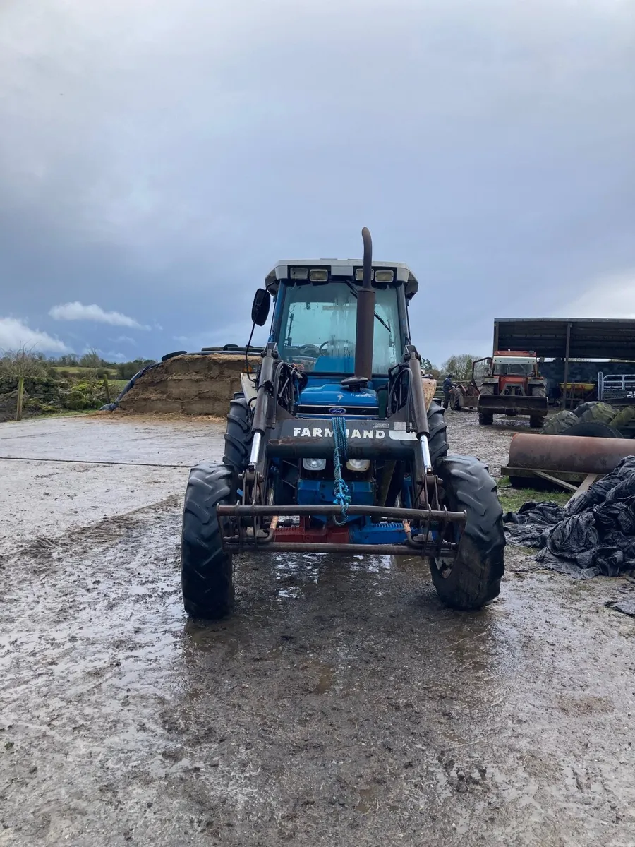 Ford 6610 with farmhand FX12 loader - Image 3