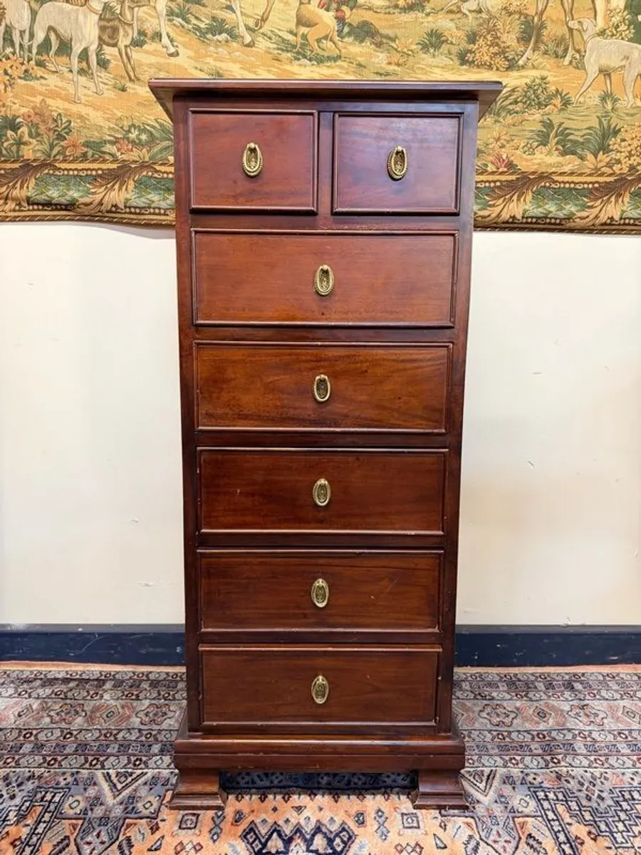 Victorian Style Mahogany Veneer Tallboy - Image 2