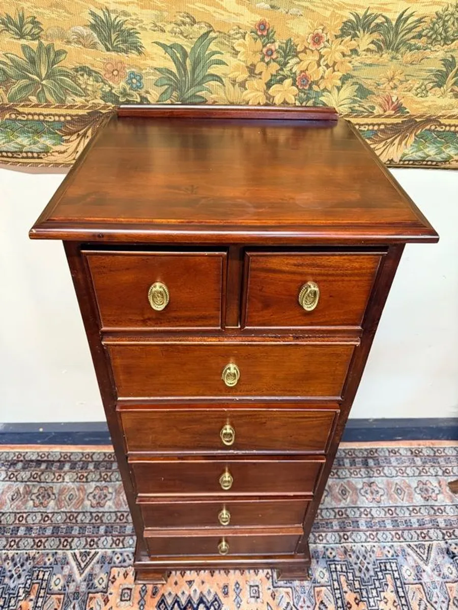 Victorian Style Mahogany Veneer Tallboy - Image 3