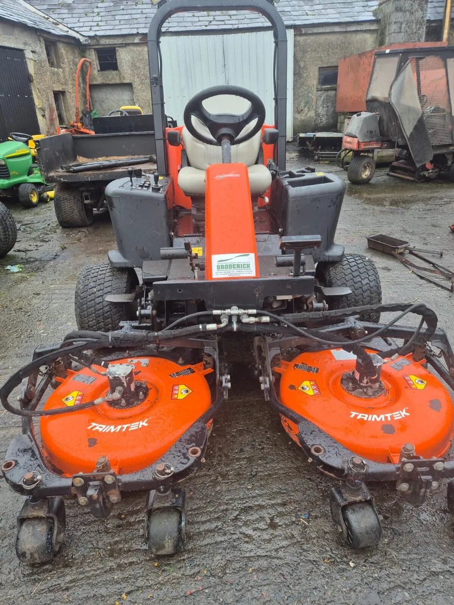 AR3 JACOBSEN ROTARY MOWER - Image 1