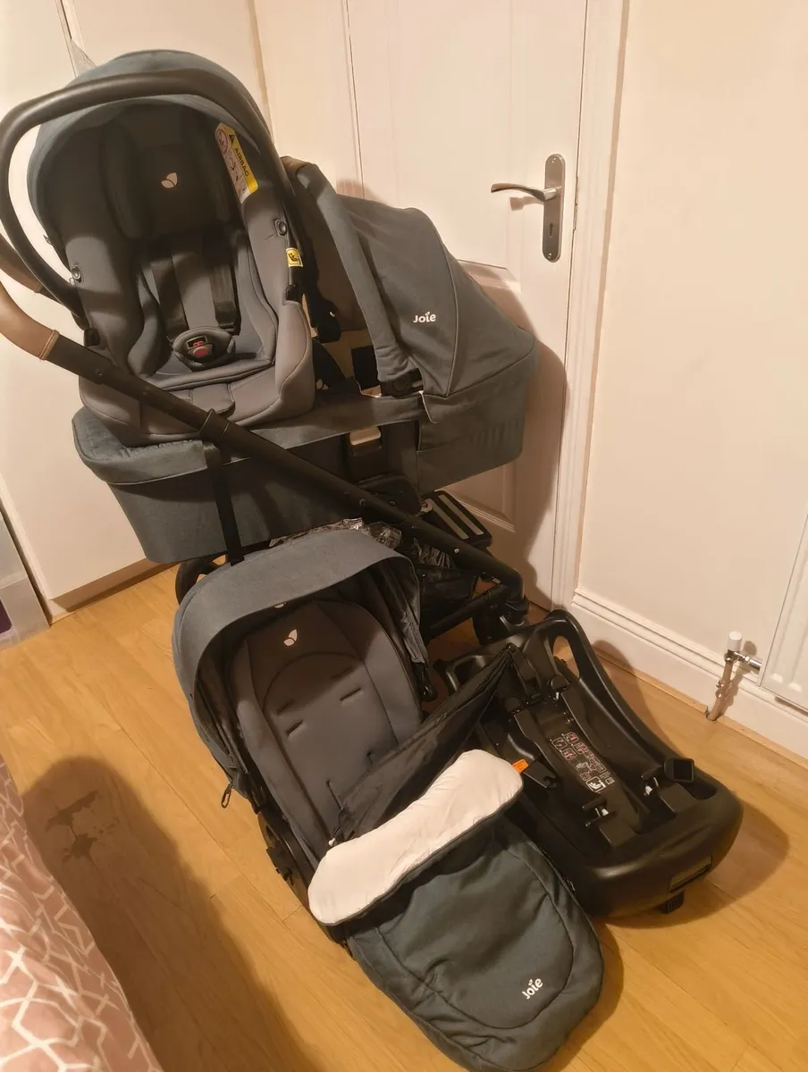 Joie travel system - Image 1