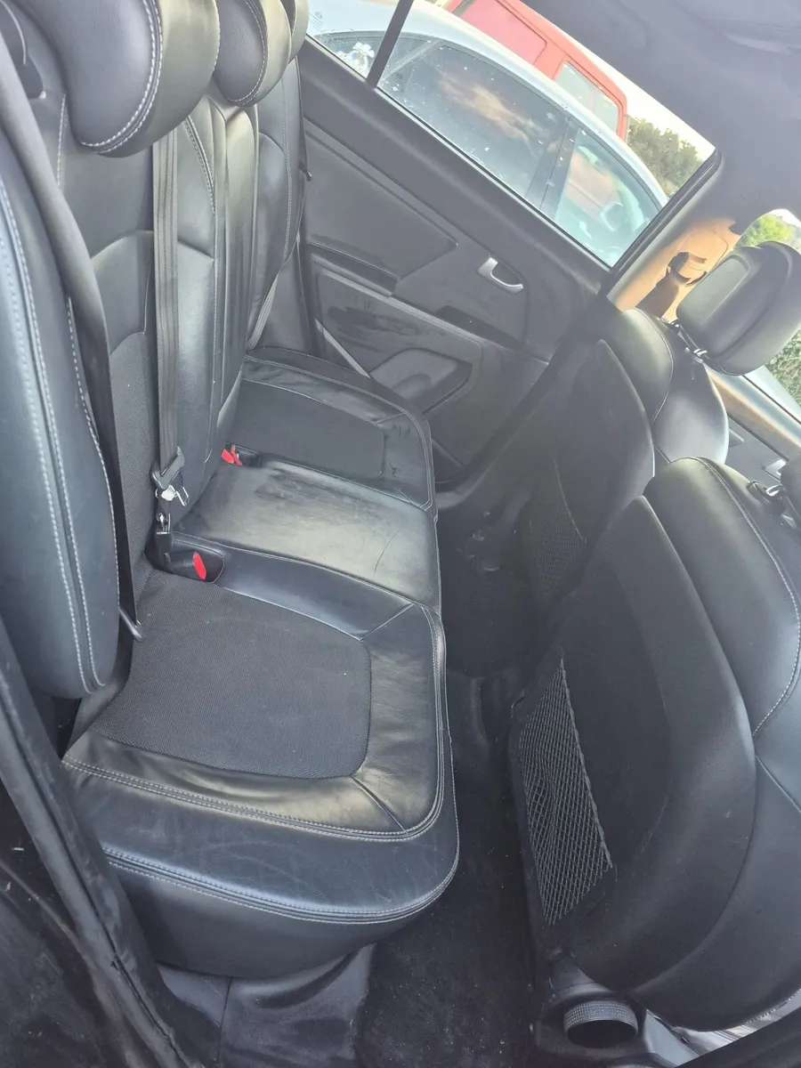 Kia Sportage 2011 - Image 1