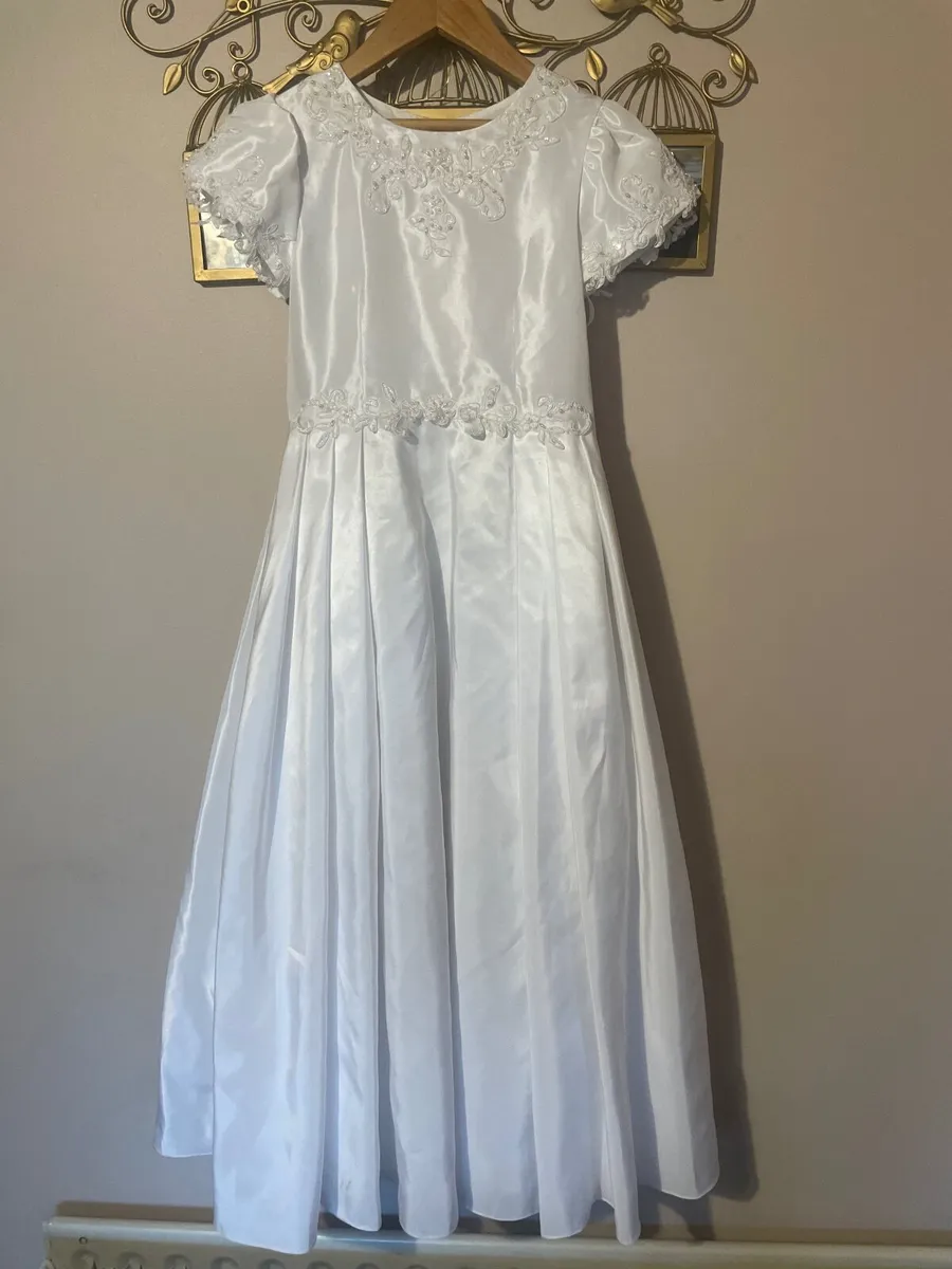 Communion dress - Image 1