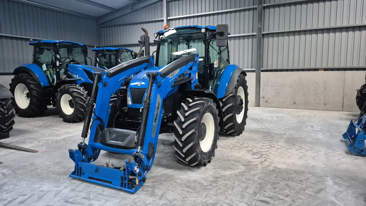 New Holland T5.115 - Image 1