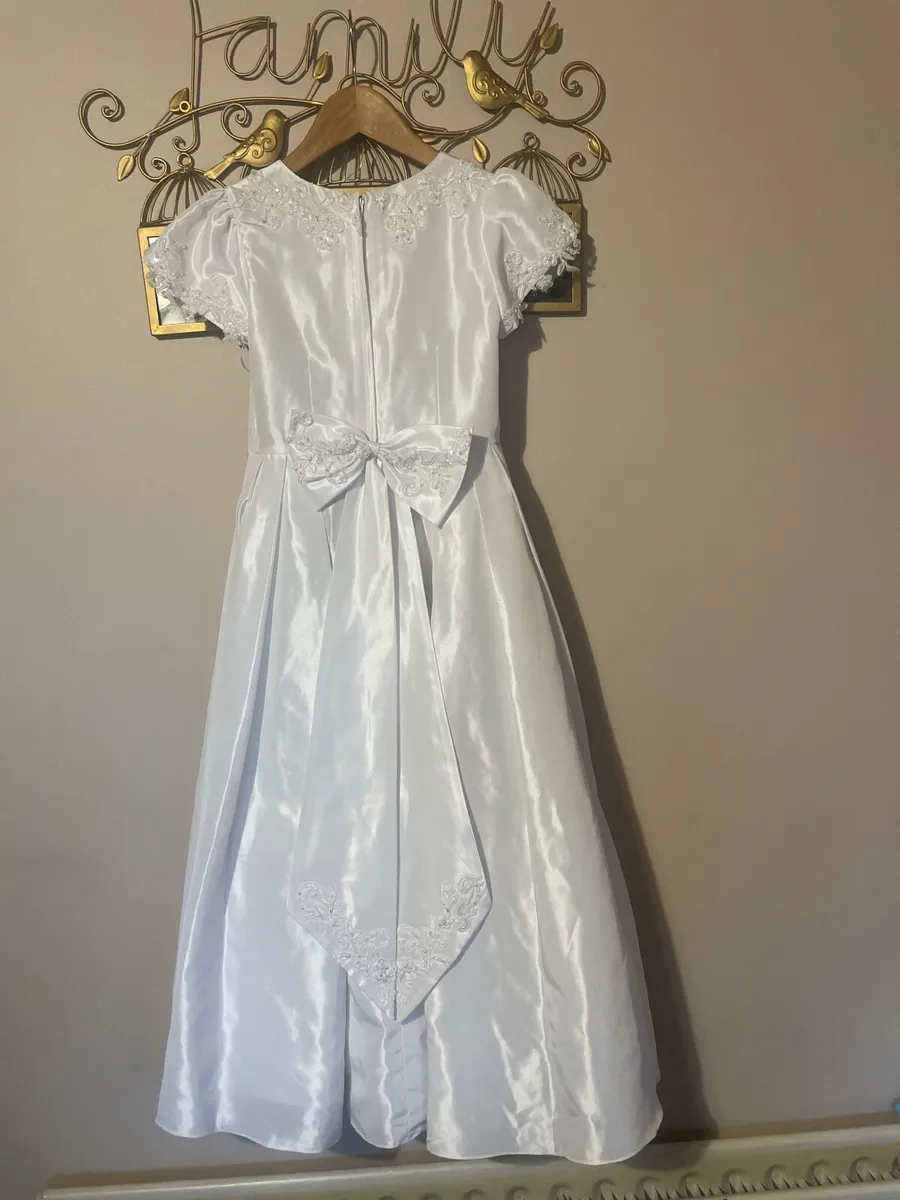 Communion dress - Image 2