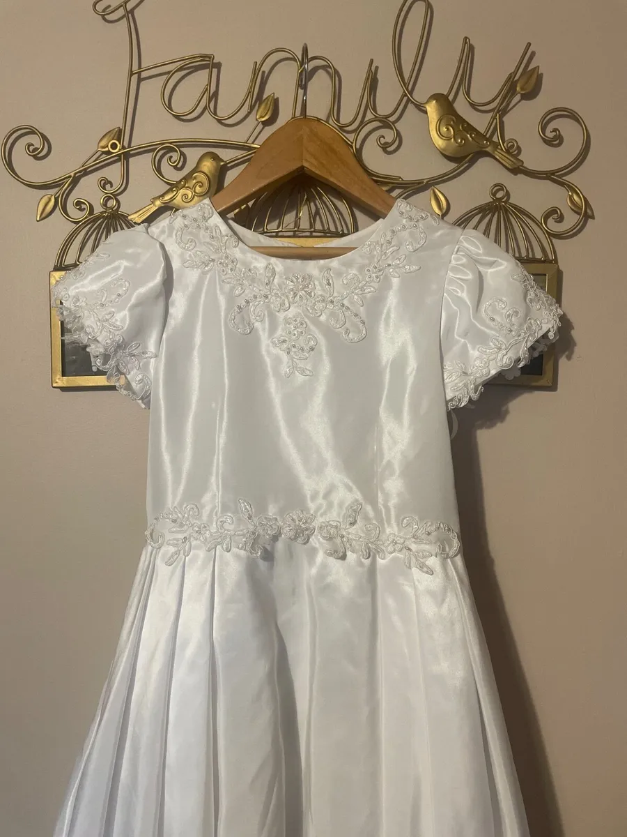 Communion dress - Image 4