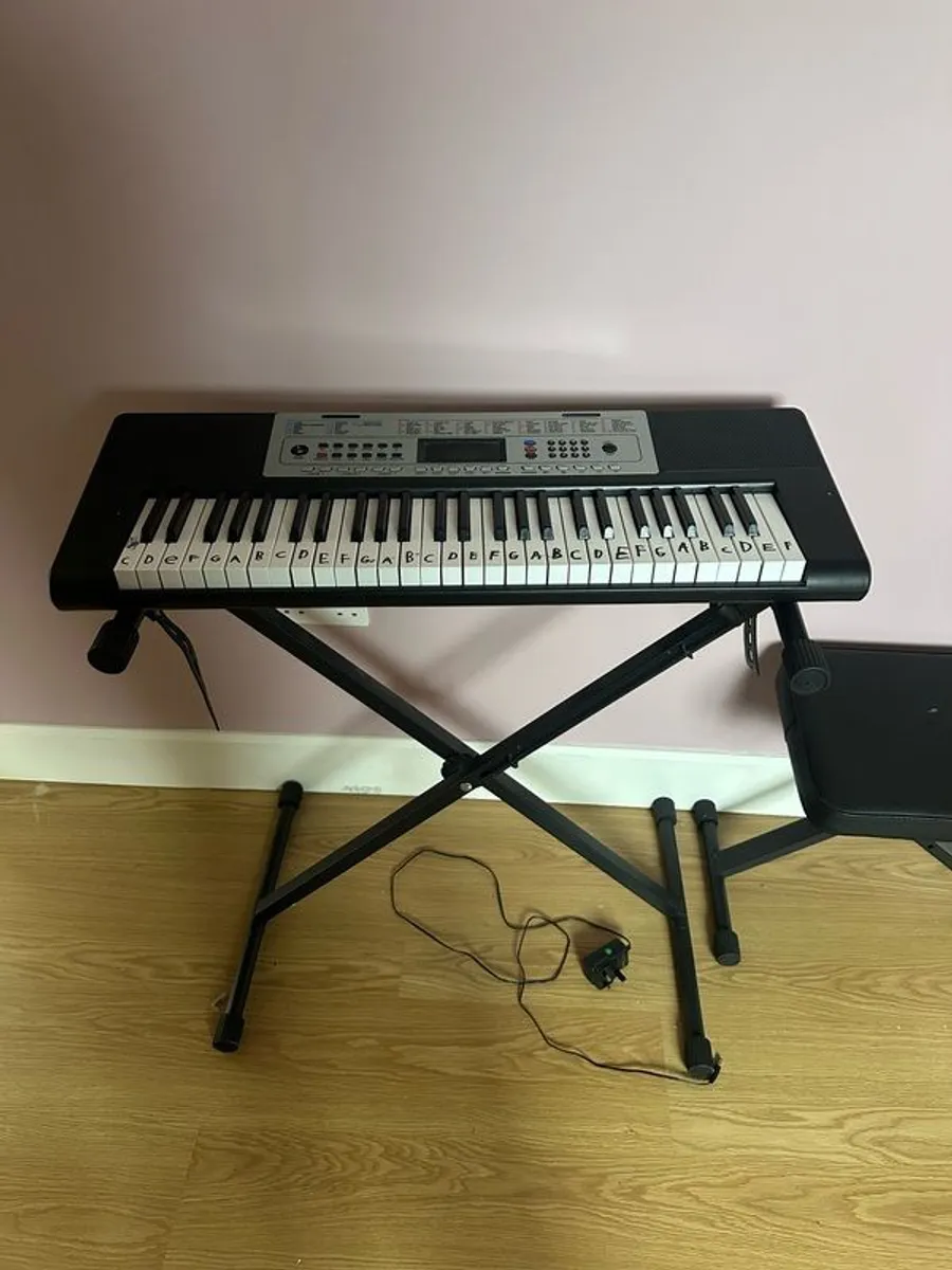 Keyboard stand and seat.  Booster seat - Image 3