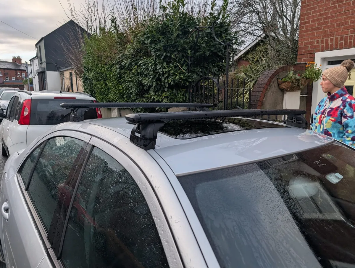 Thule Roof Rack and bike rack (best on market) - Image 3