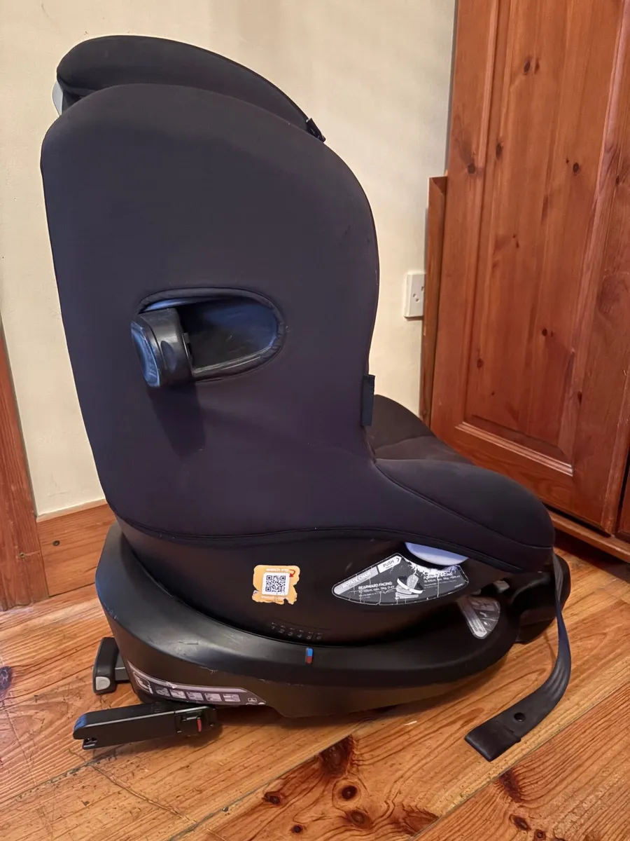 Joie spin 360 car seat - Image 1
