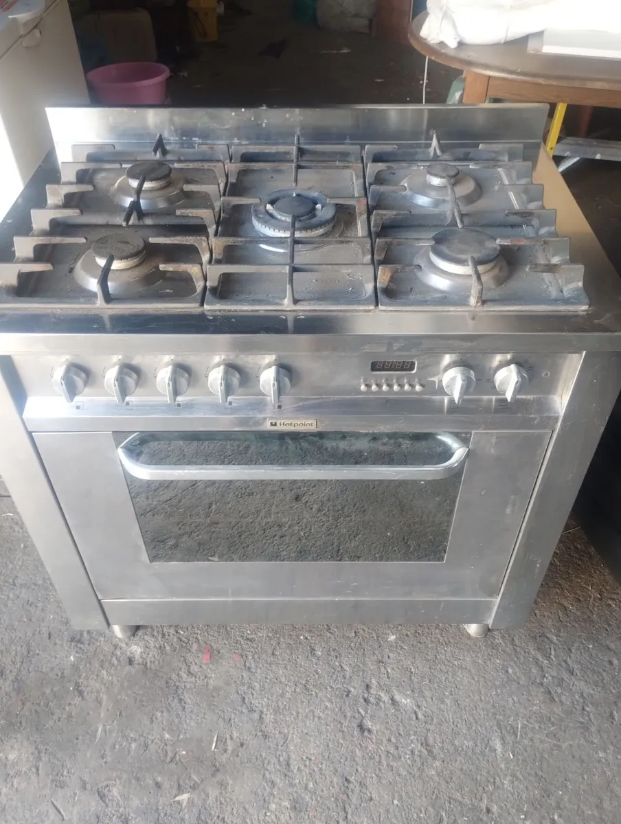 Hotpoint range oven - Image 3