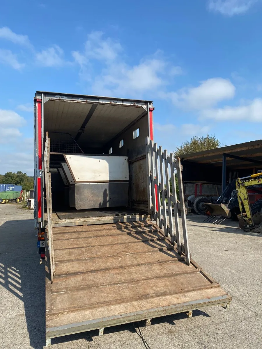 Horse Lorry - Image 2