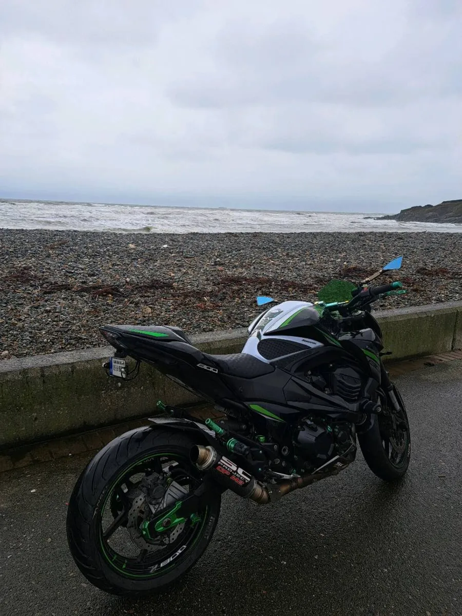 Kawasaki Z*800* - Image 1