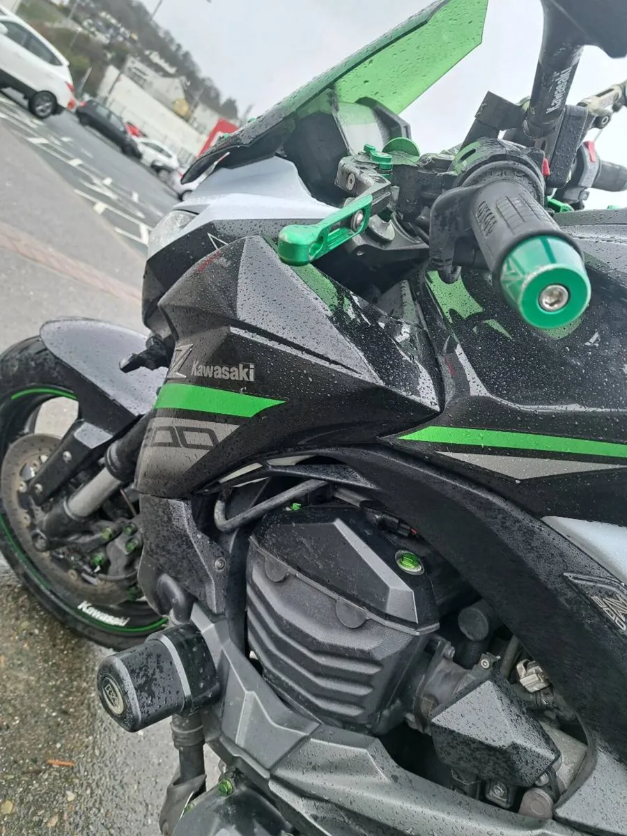 Kawasaki Z*800* - Image 3