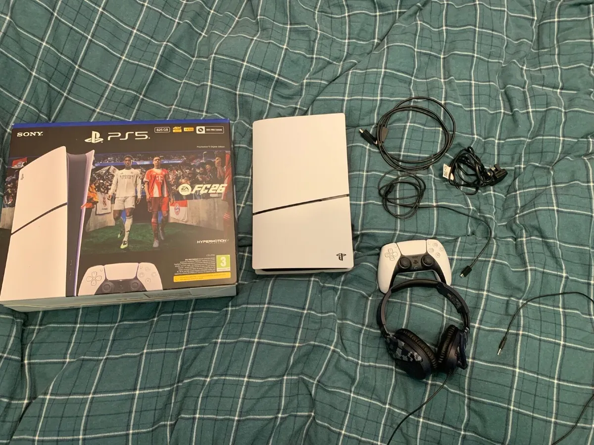 PlayStation 5 Digital (FIFA26 NOT INCLUDED) - Image 2