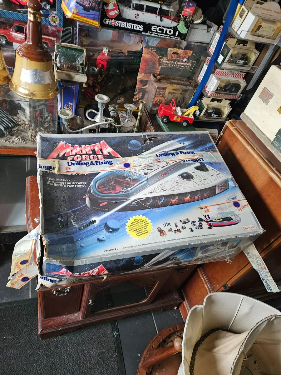 Vintage Retro 1980's Manta Force - Image 1