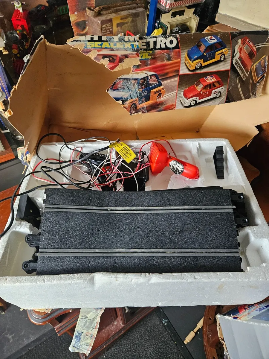 Vintage 1980's Scalextric - Image 4
