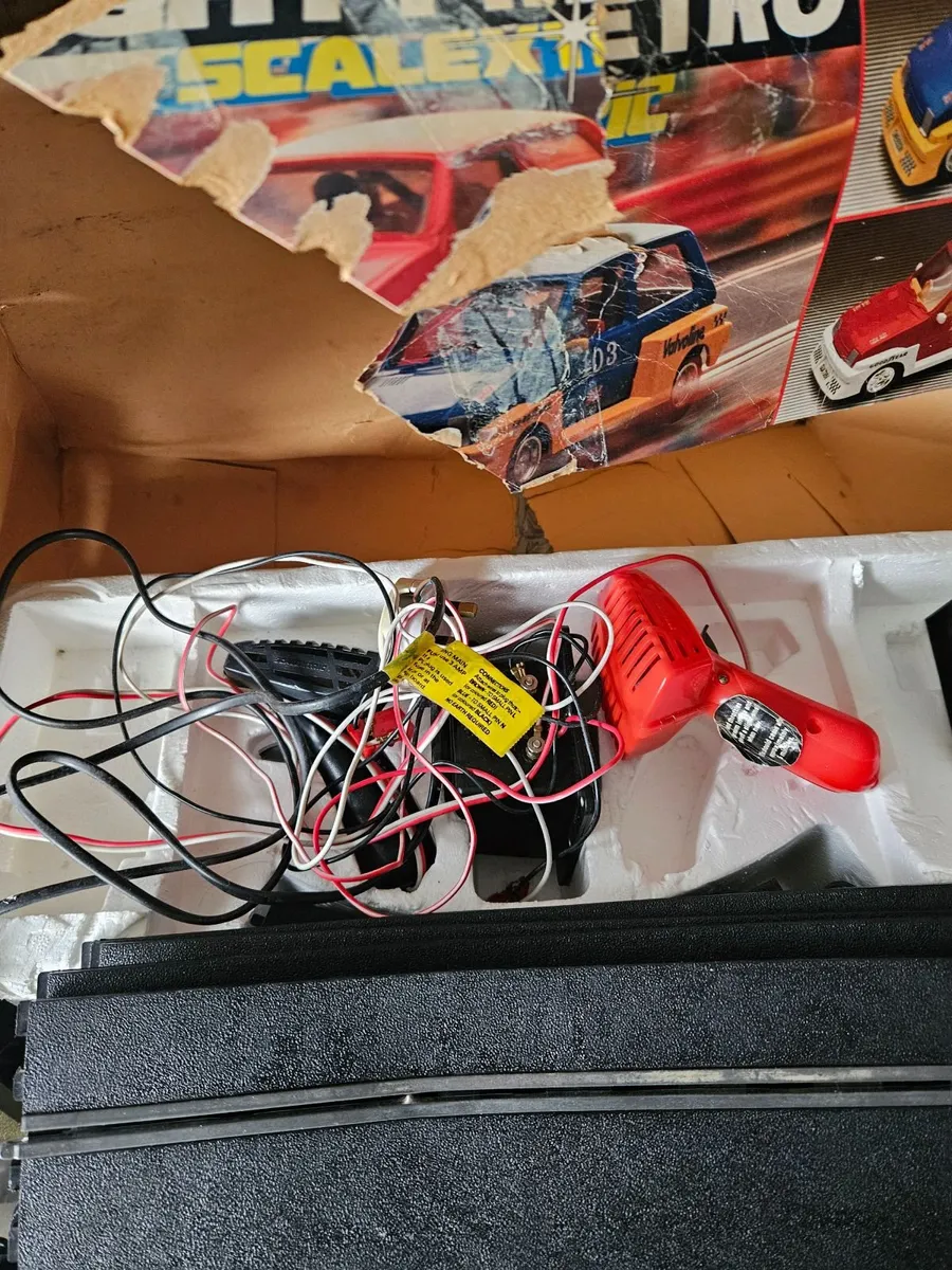 Vintage 1980's Scalextric - Image 2