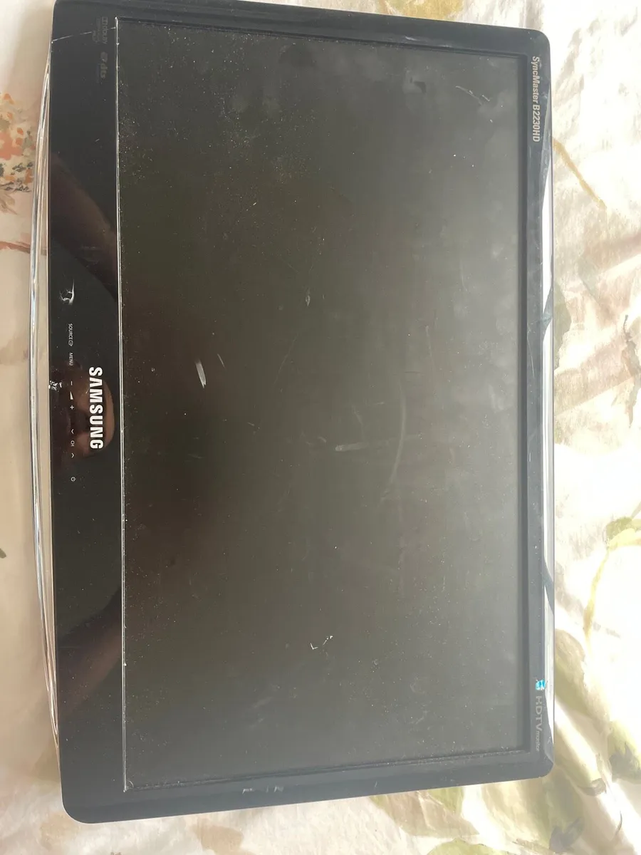 28” Samsung tv - Image 1