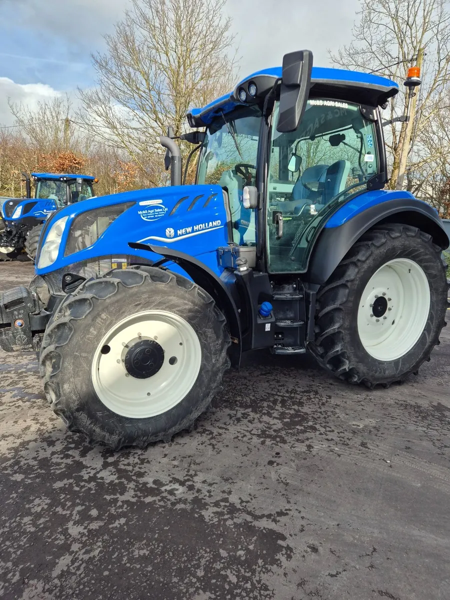 New Holland T5.120 Dynamic Command.. - Image 1