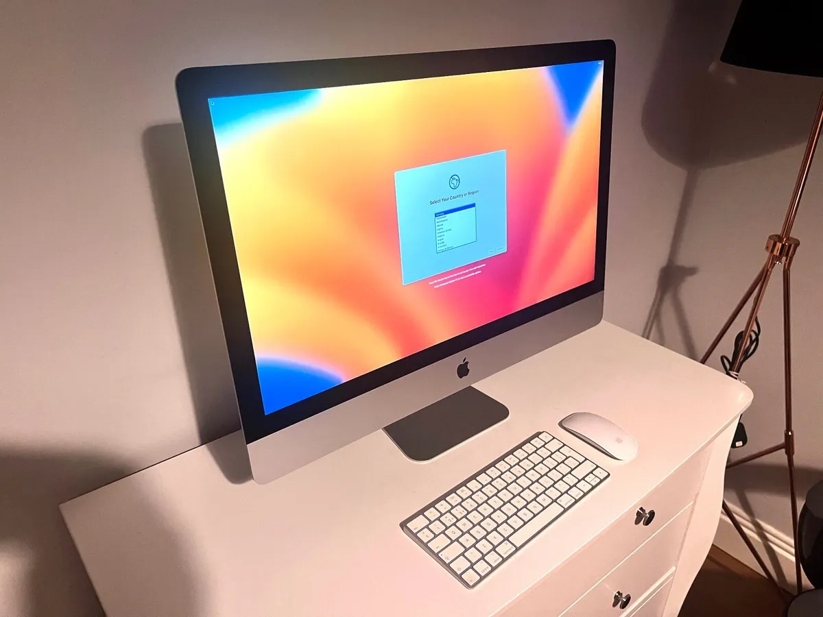 Apple iMac 2017 (27”) - Image 1