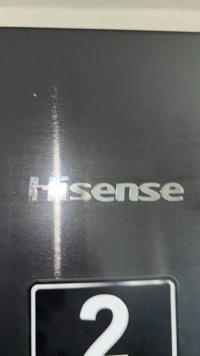 Hisense American Style Fridge Freezer - Image 3
