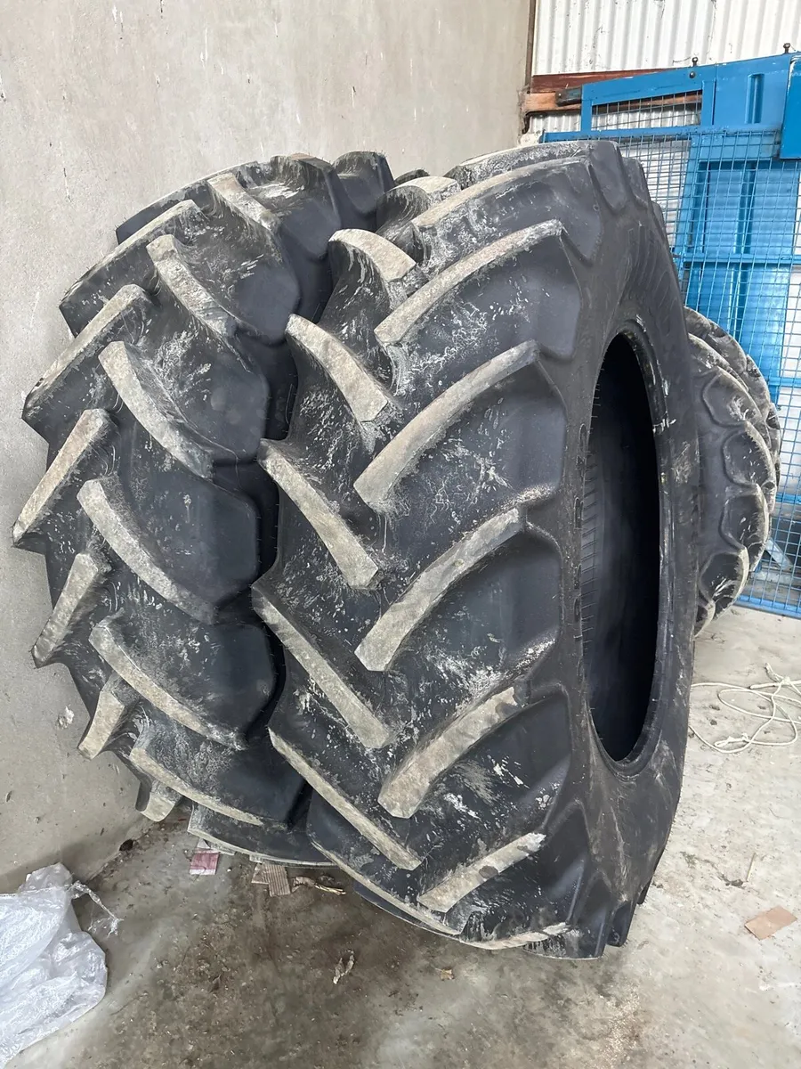 Tractor tyres - Image 1