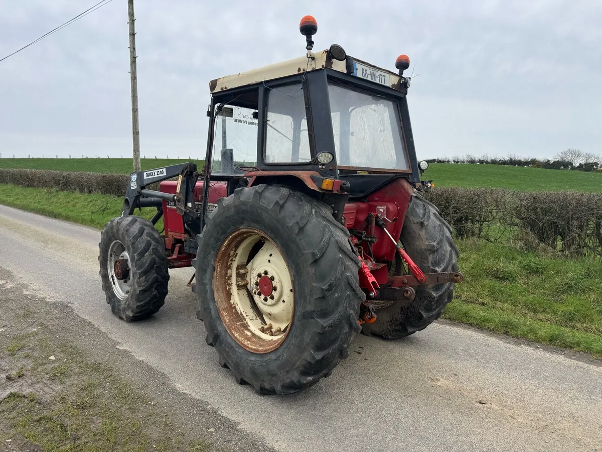 International 785 - Image 4