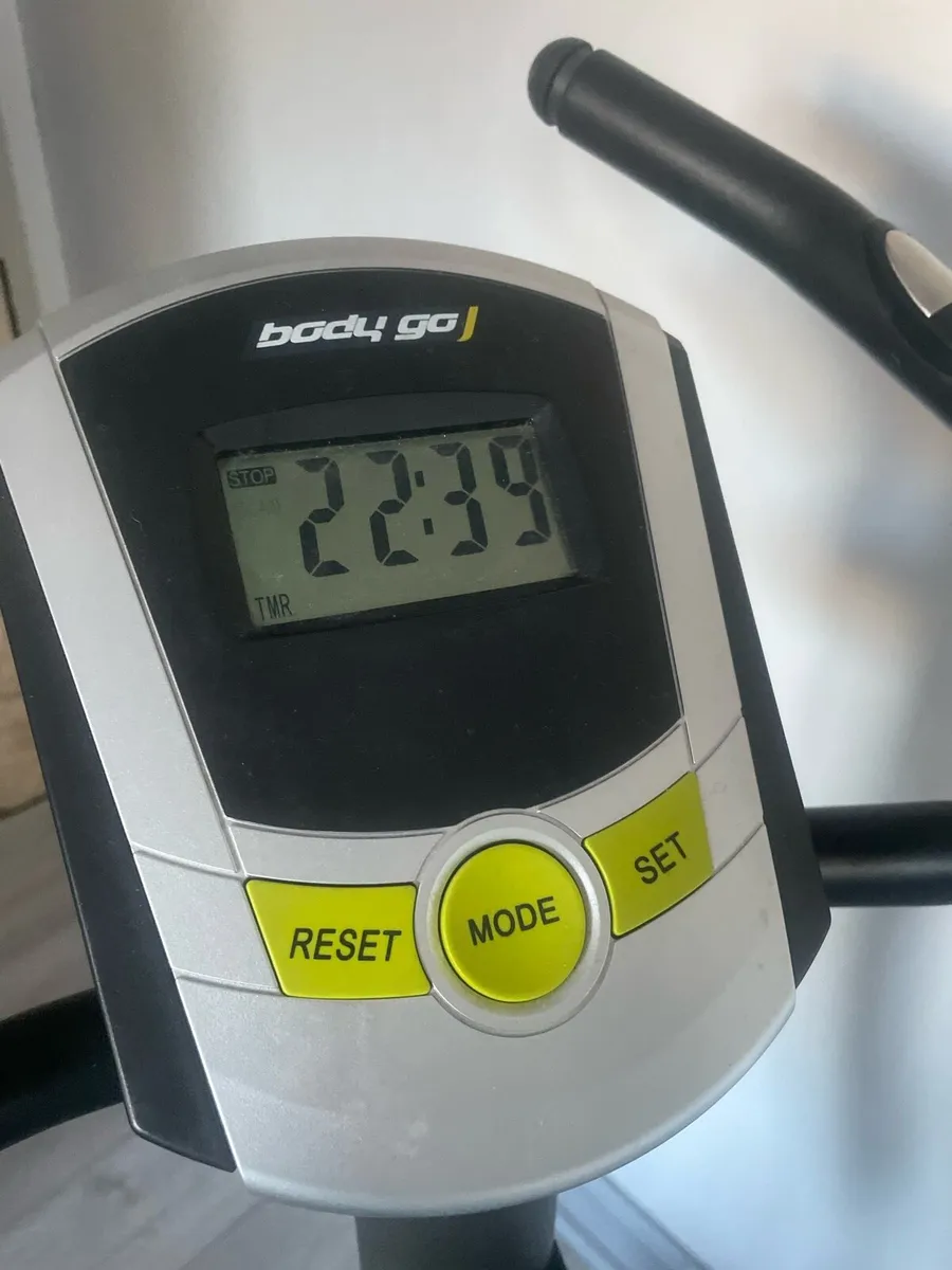 Exercise bike - Image 2