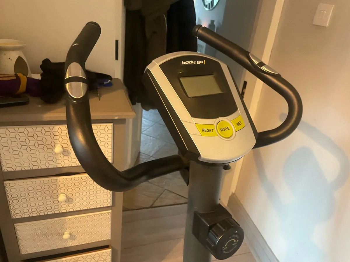 Exercise bike - Image 4