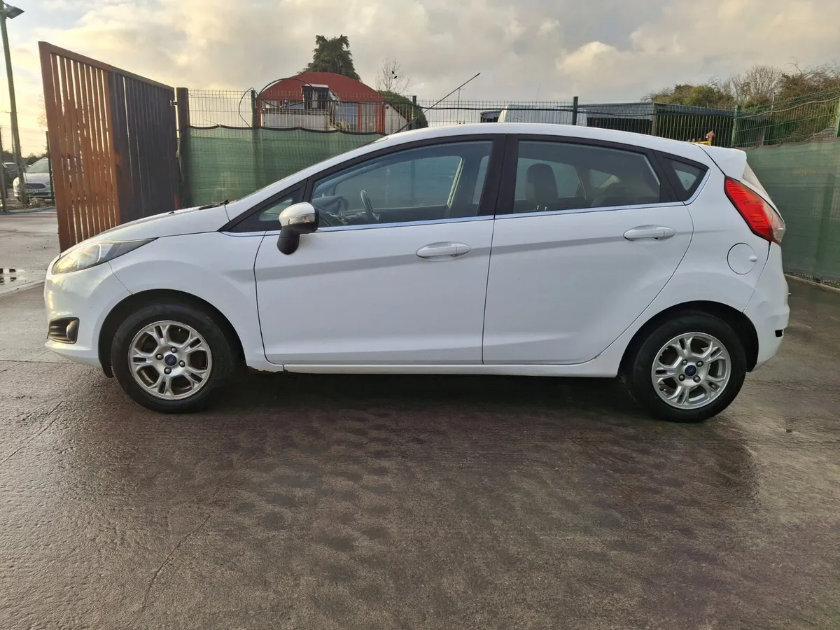 132 Ford Fiesta 1.6 Diesel - Image 4