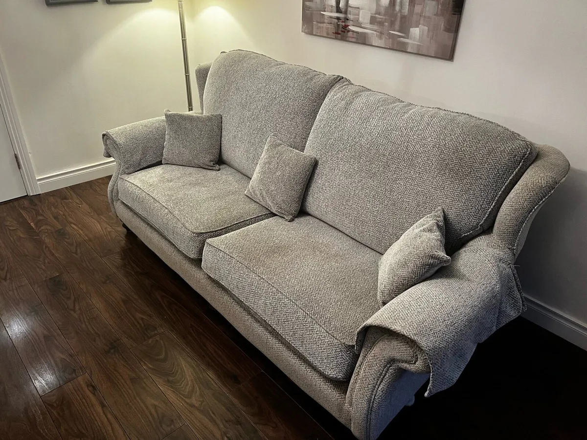 Large 3 seater Sofa - Image 1