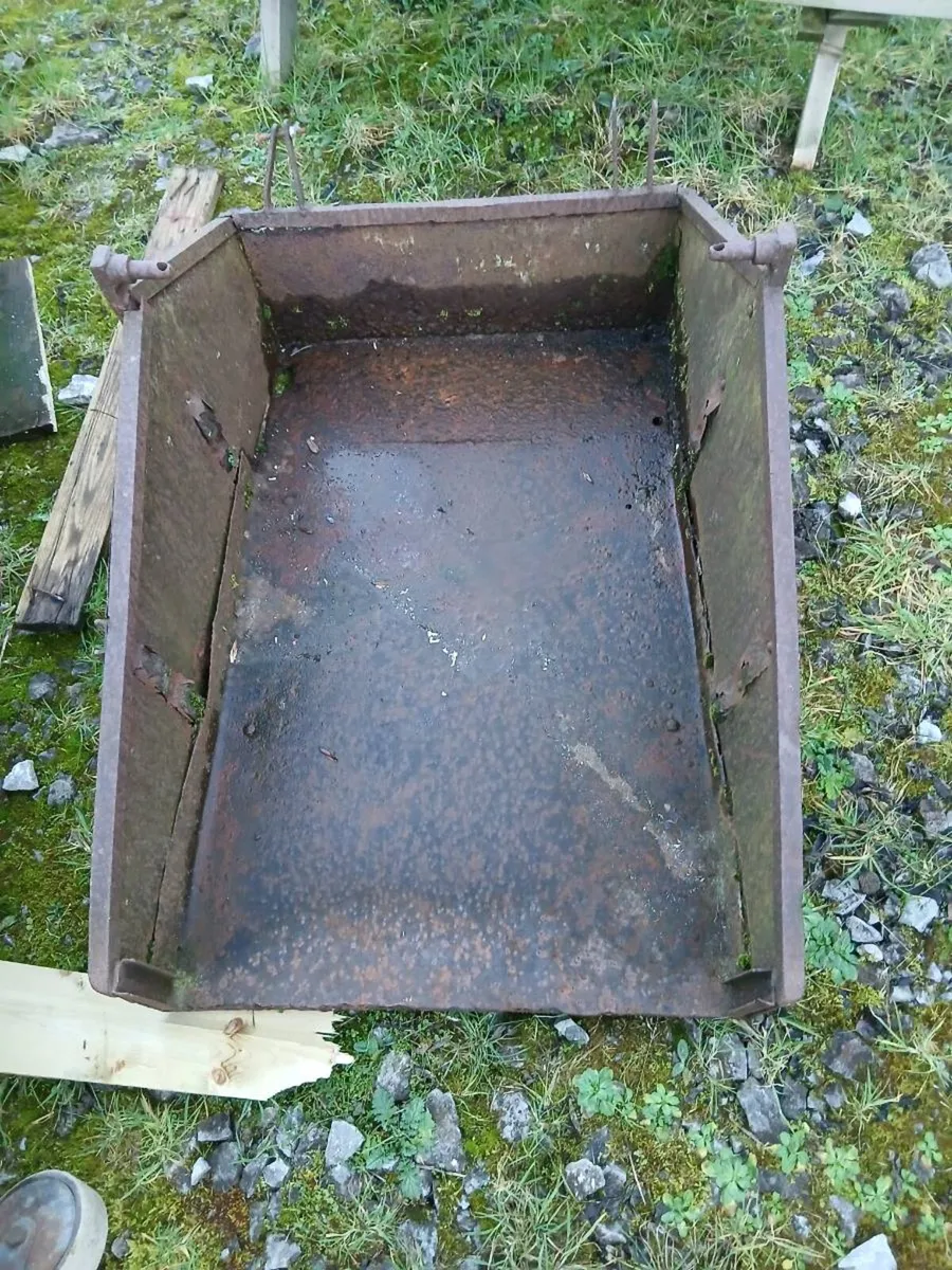 Ferguson link box - Image 2