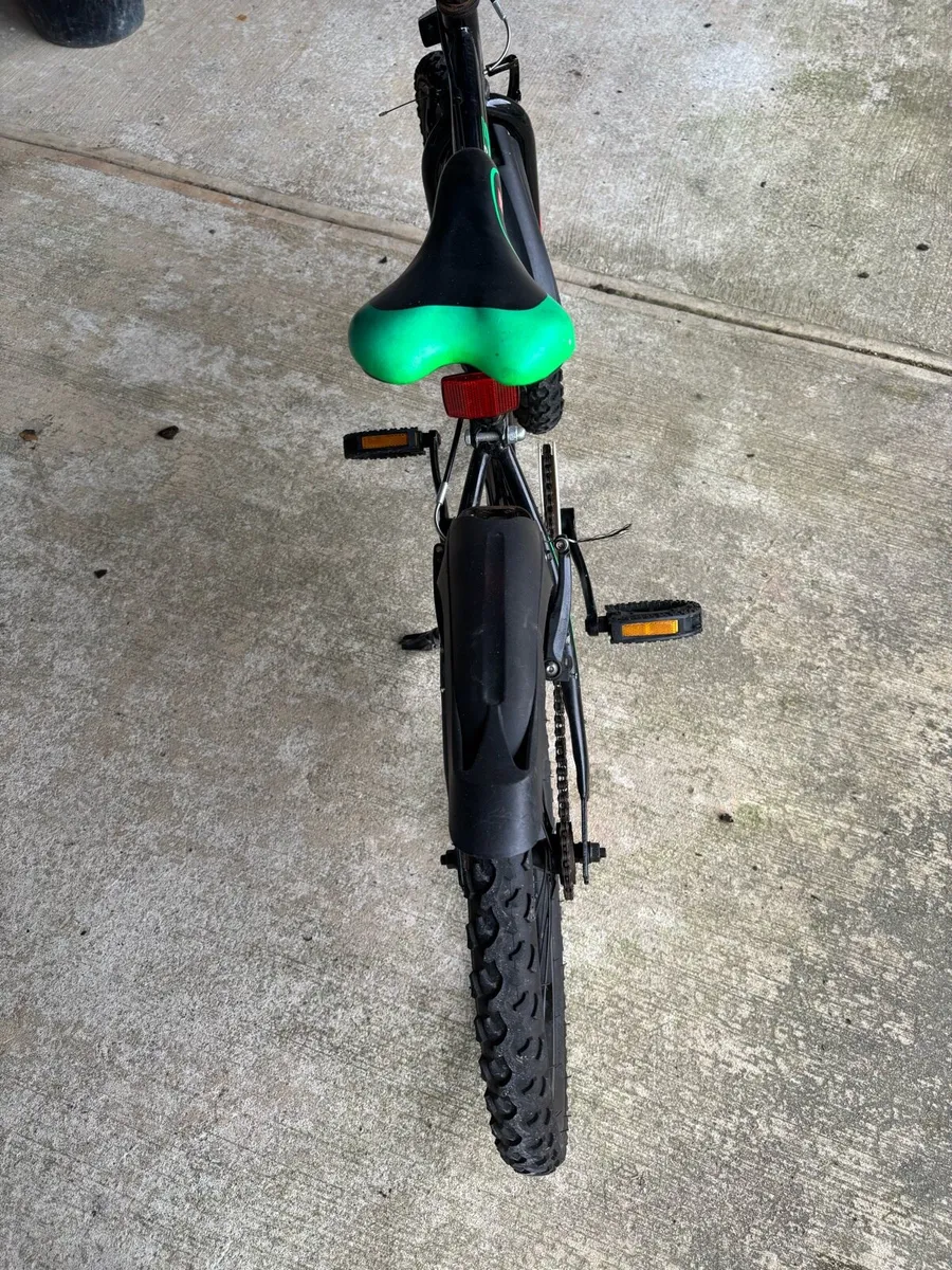 20inch boys bike - Image 3