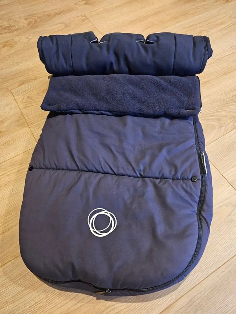 Bugaboo Cameleon 3: Navy + NappyBag, TravelBag, Sunshade & Footmuff - Image 3