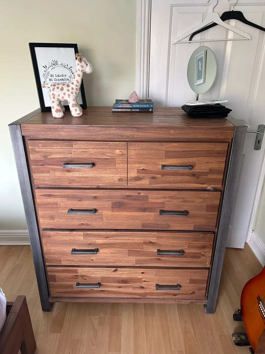 King Size Bedroom furniture Suite solid wood - Image 3