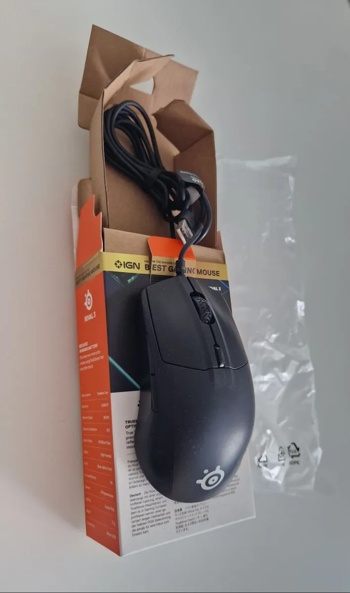 SteelSeries Rival 3 Wired Gaming Mouse - Image 1
