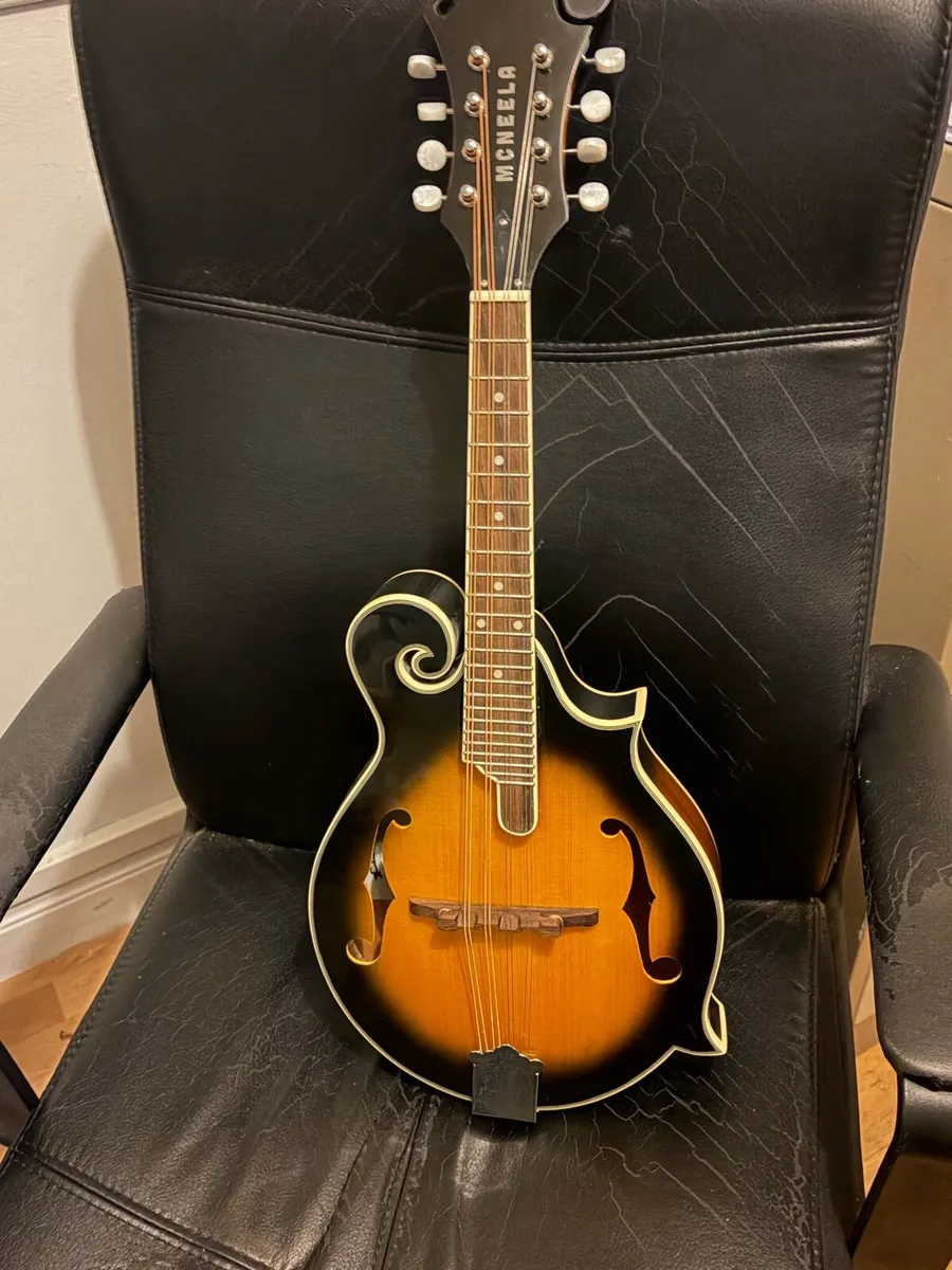 McNella Premium F-Style Mandolin - Image 2