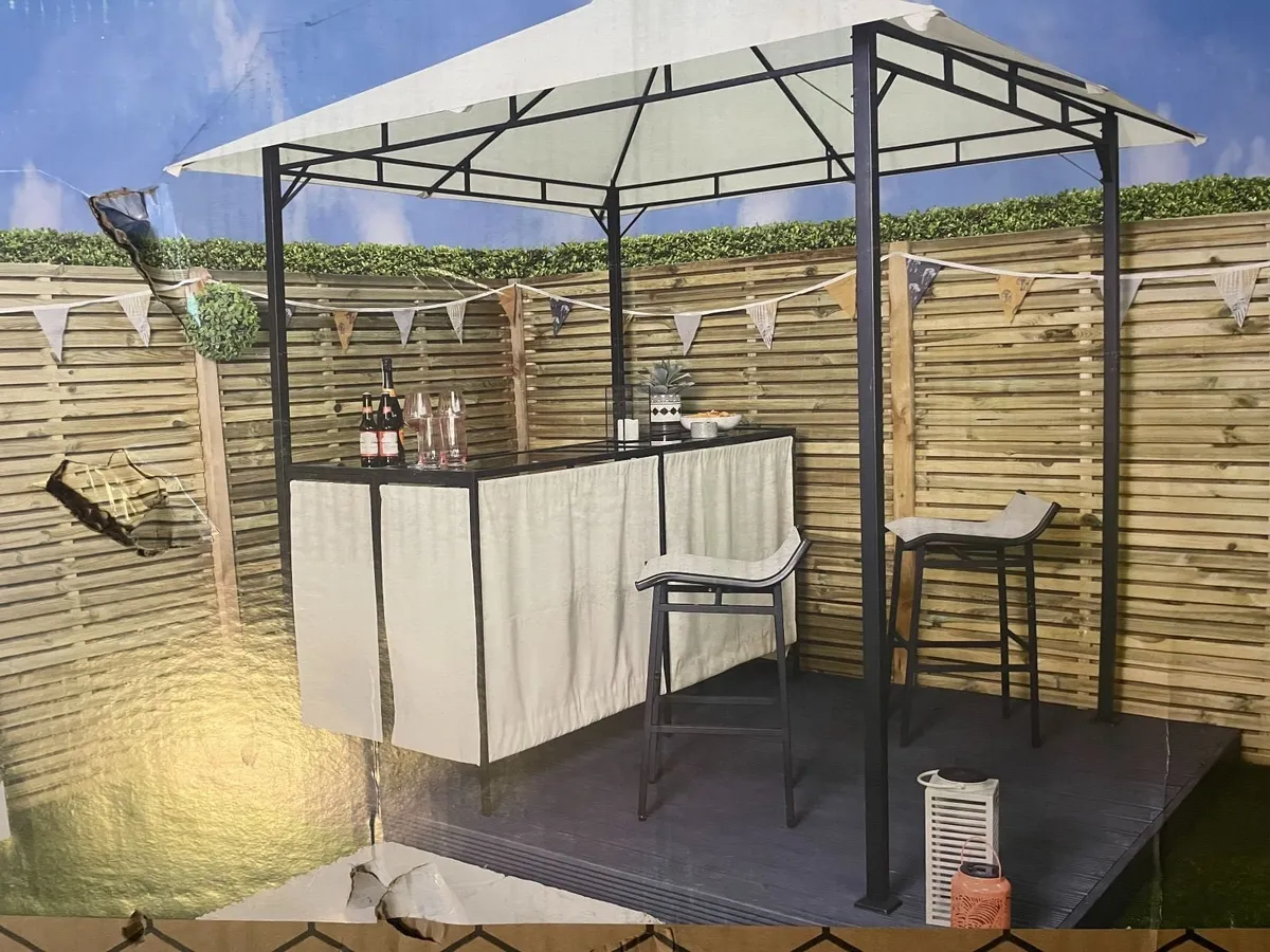 Gazebo - Image 1