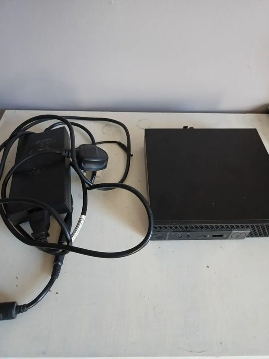 Dell Optiplex 7060 - Image 1