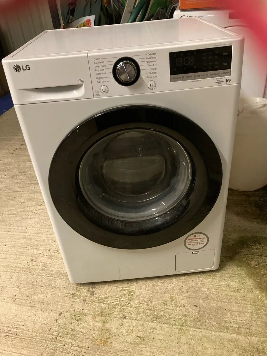 Lg 9kg washing machine - Image 1