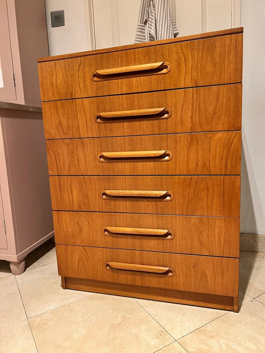 Large Mid century chest of drawers - Image 2