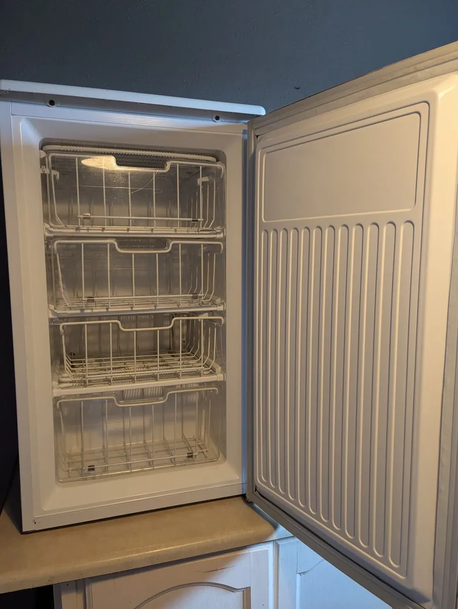 Freezer - Image 2