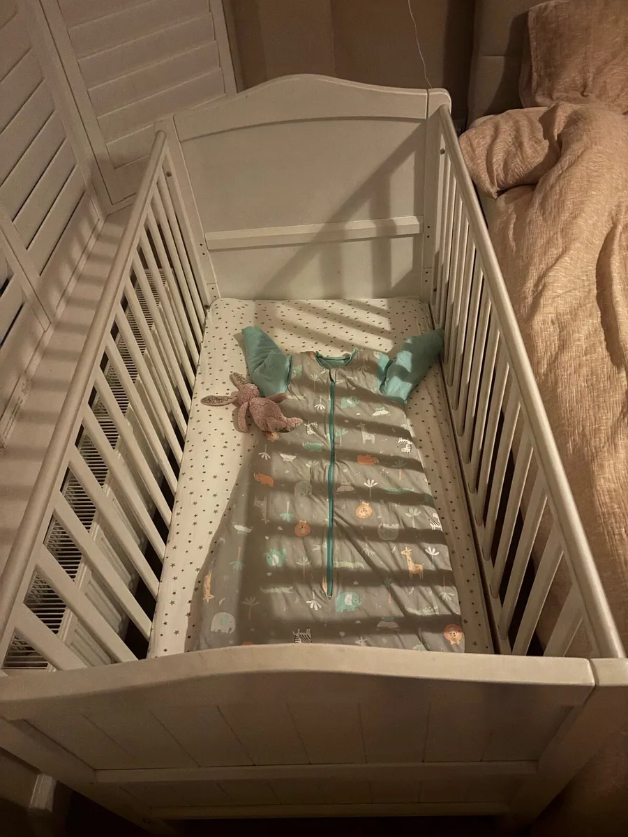 Child’s cot and bed - Image 1