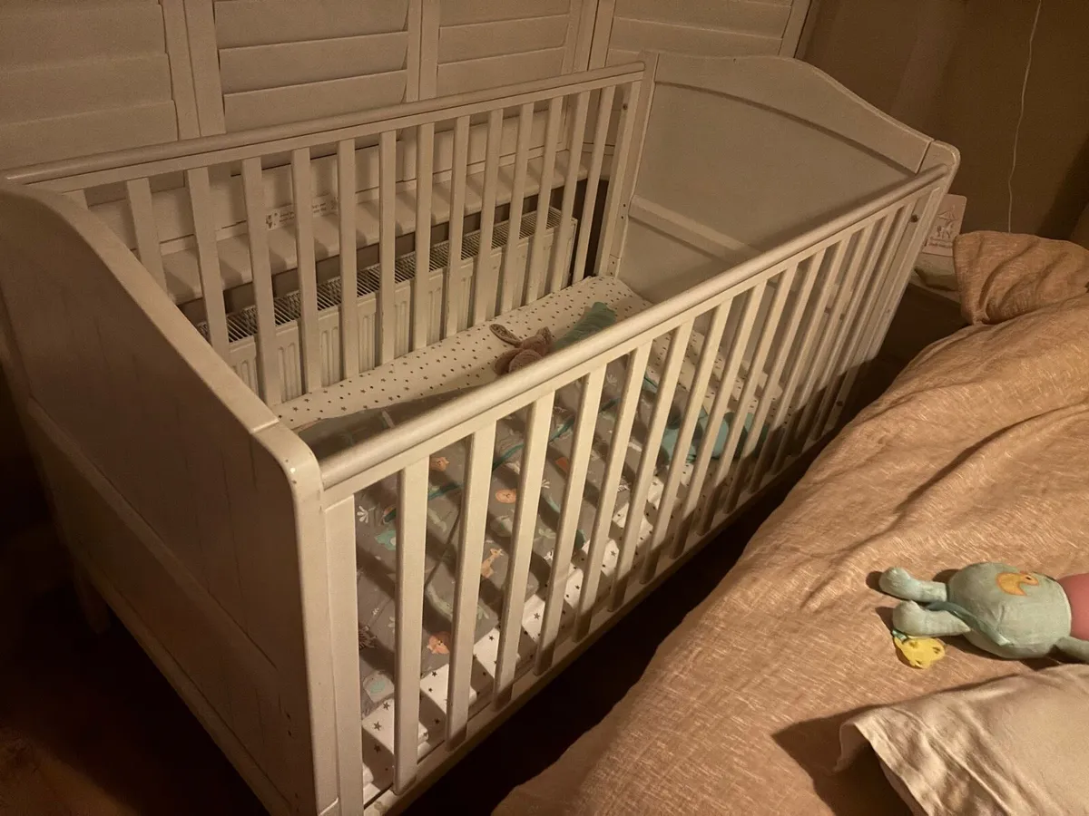 Child’s cot and bed - Image 2