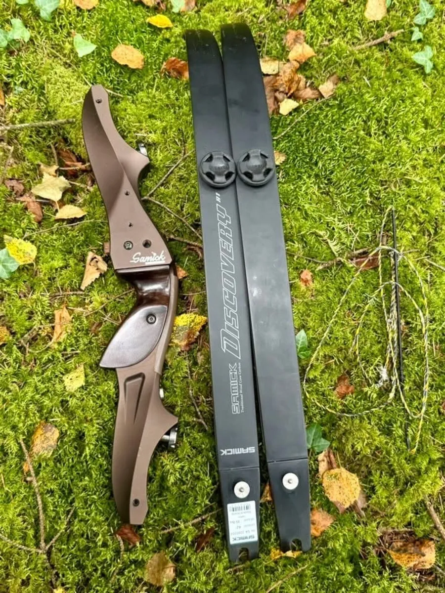 Archery Recurve Bow Samick Discovery 40lbs - Image 1