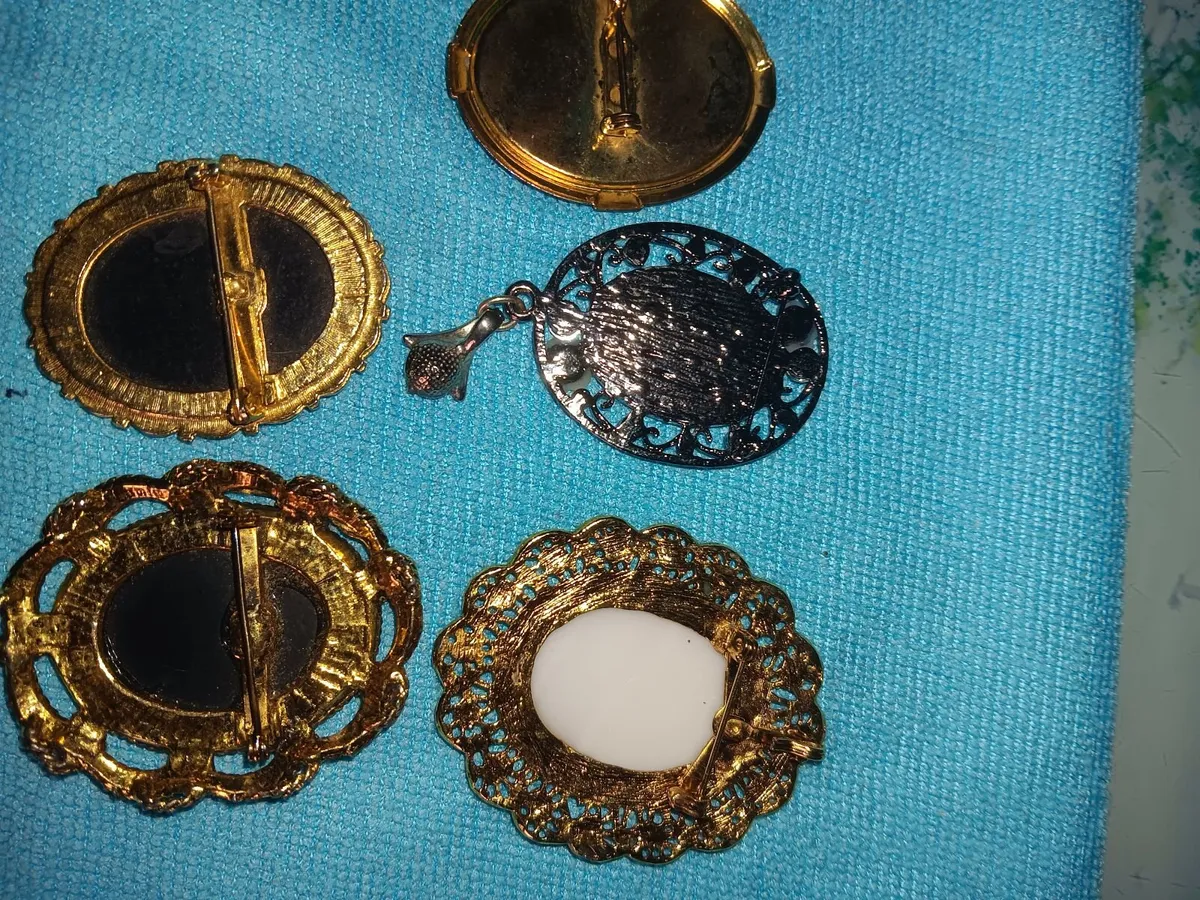 Vintage brooches - Image 3