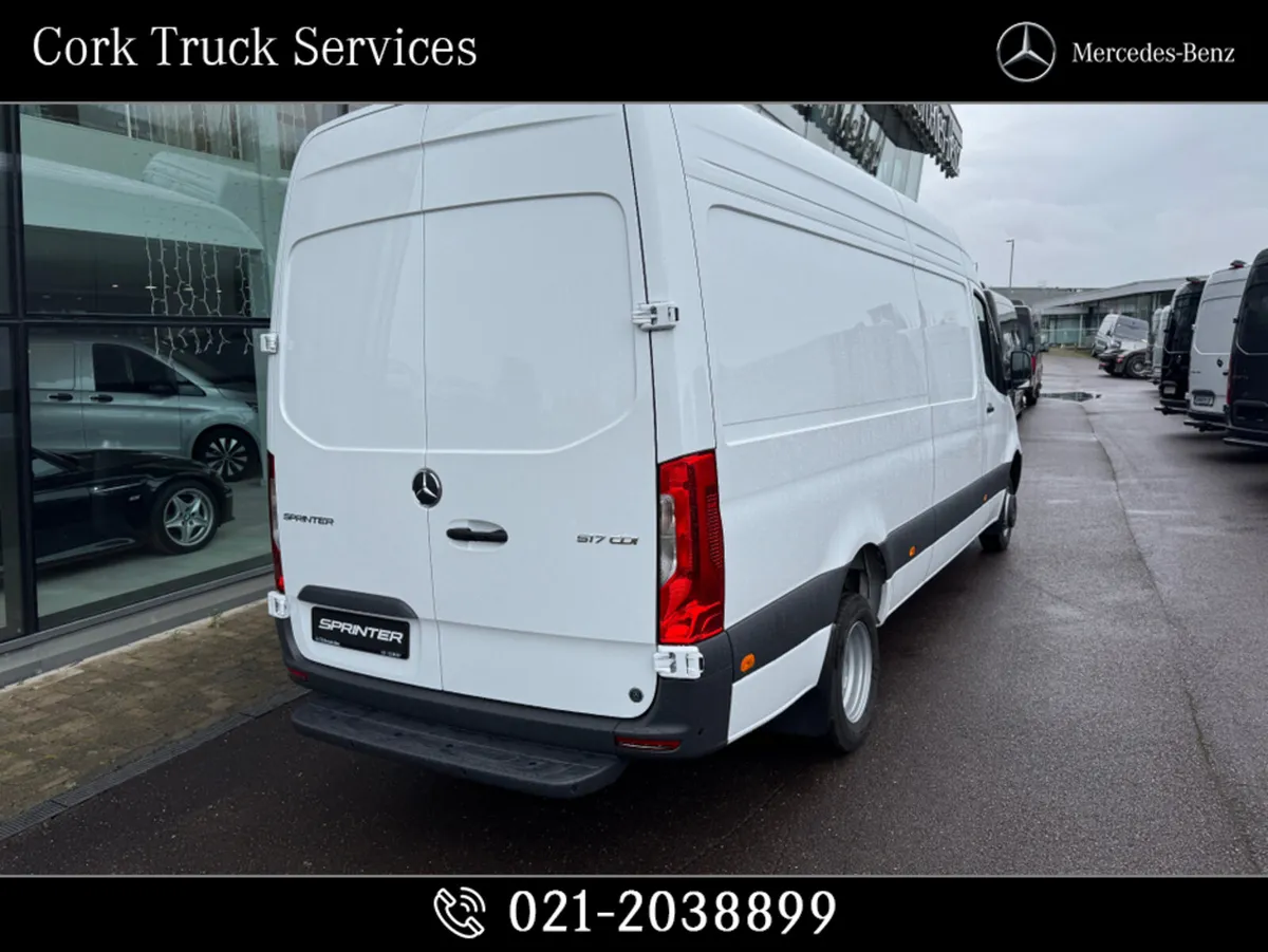 Mercedes-Benz Sprinter 517.43 Pro Automatic 3,5t D - Image 2