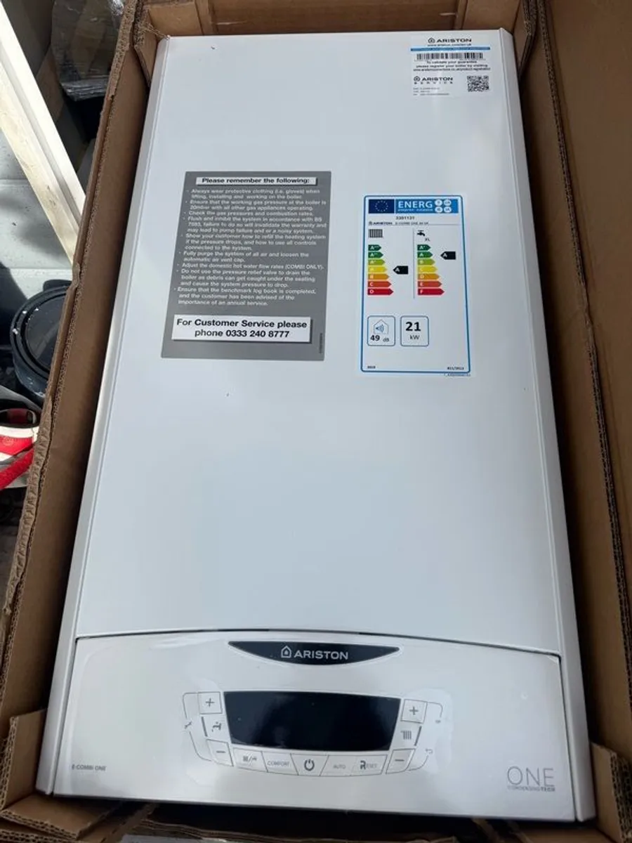 Ariston 24e Combi Boiler - Image 1