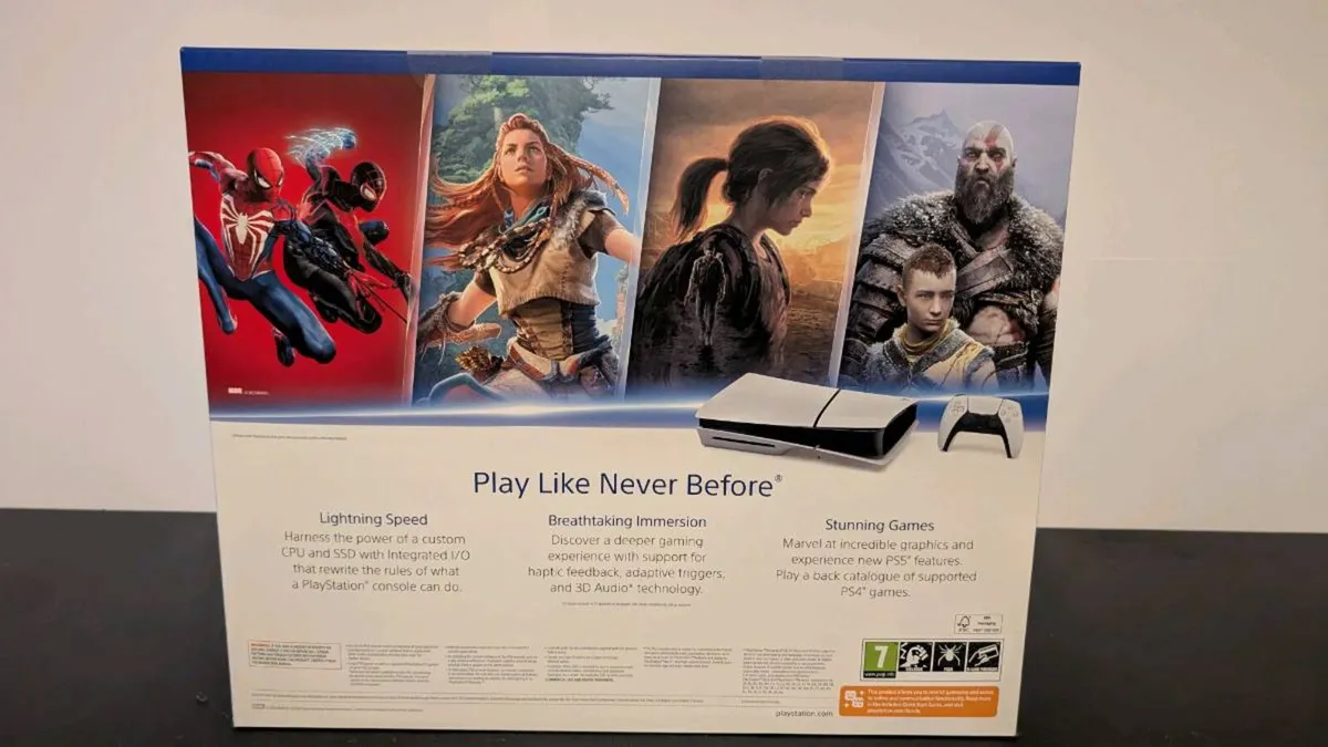 PS5 Slim Disc edition ( boxed ) - Image 2