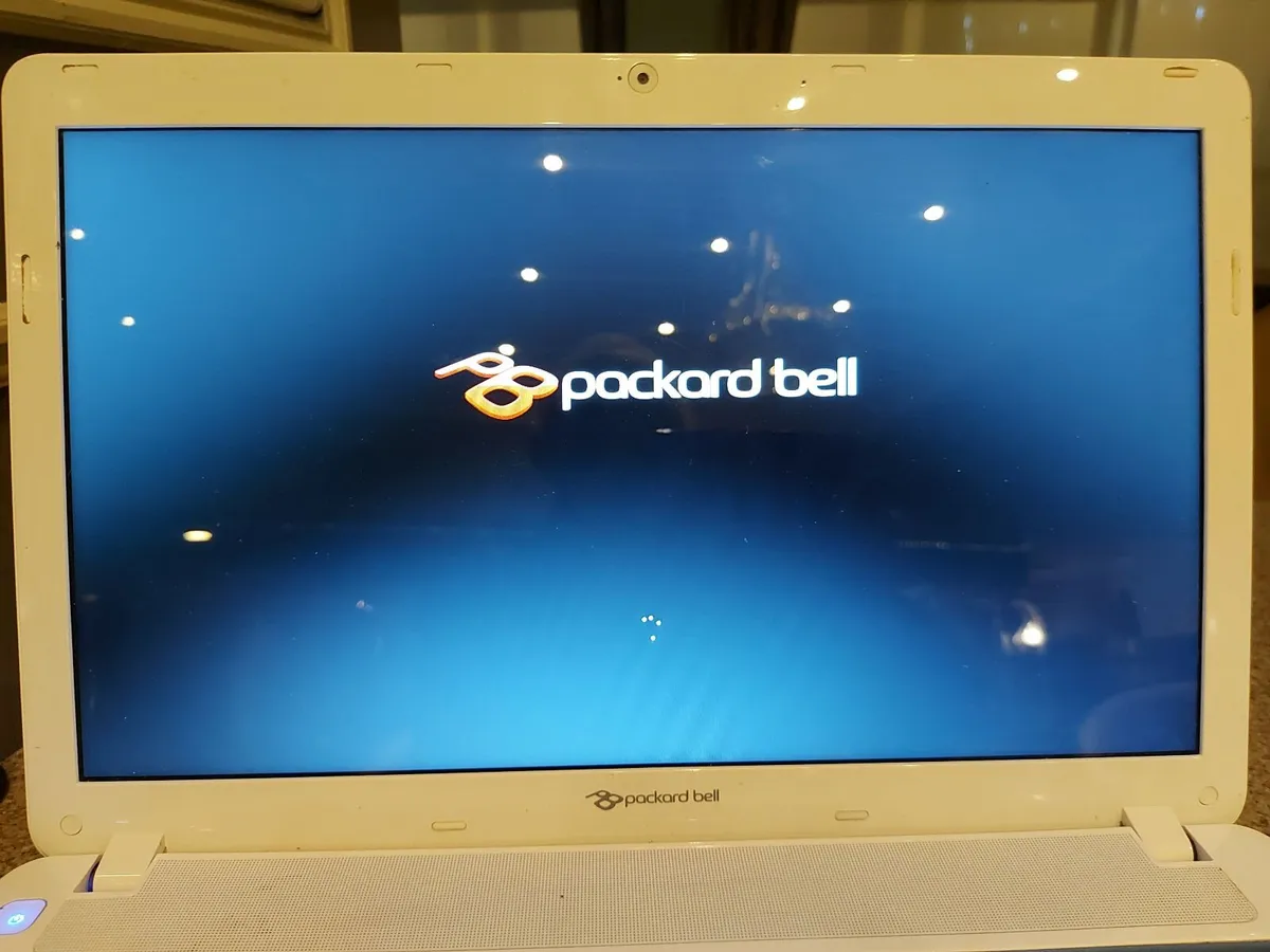 Packard Bell EasyNote TV, 6GB DDR3 Ram, 500GB HDD - Image 4